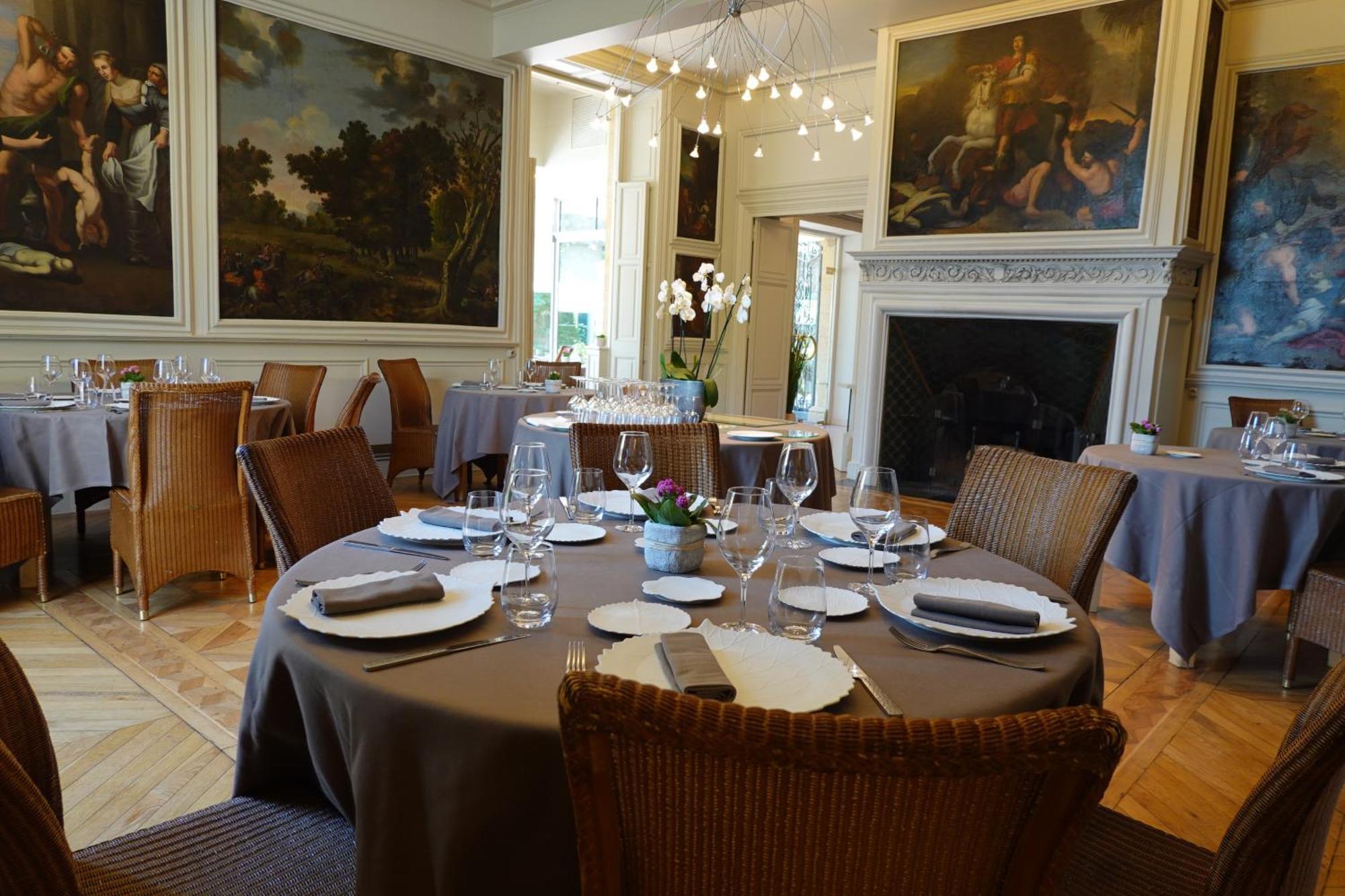 Chateau De Champlong Table Hotel **** Golf & Spa Villerest  Eksteriør bilde