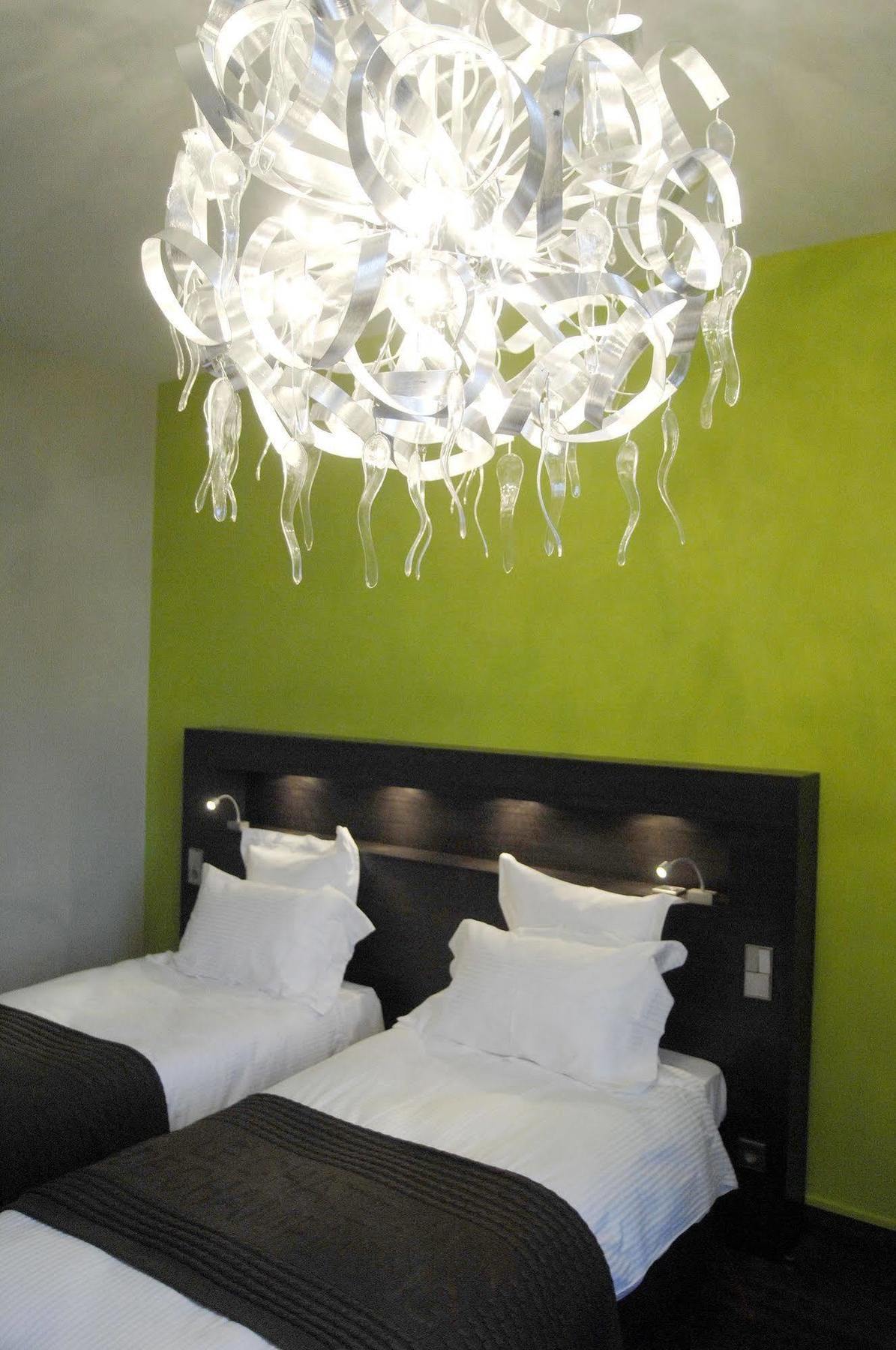Chateau De Champlong Table Hotel **** Golf & Spa Villerest  Rom bilde